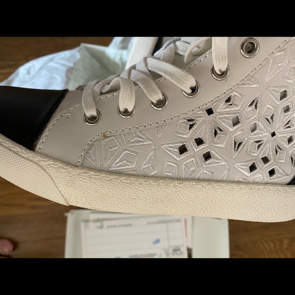 Sam Edelman Eyelet Cap Toe High Tops - Picture 2 of 3